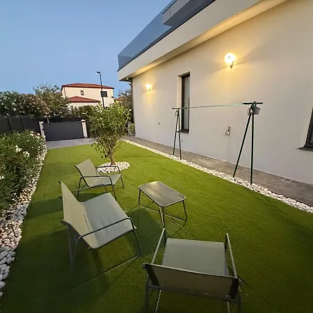 ヴィラ Avec Piscine A 5 Minutes Des Plages Villelongue-de-la-Salanque